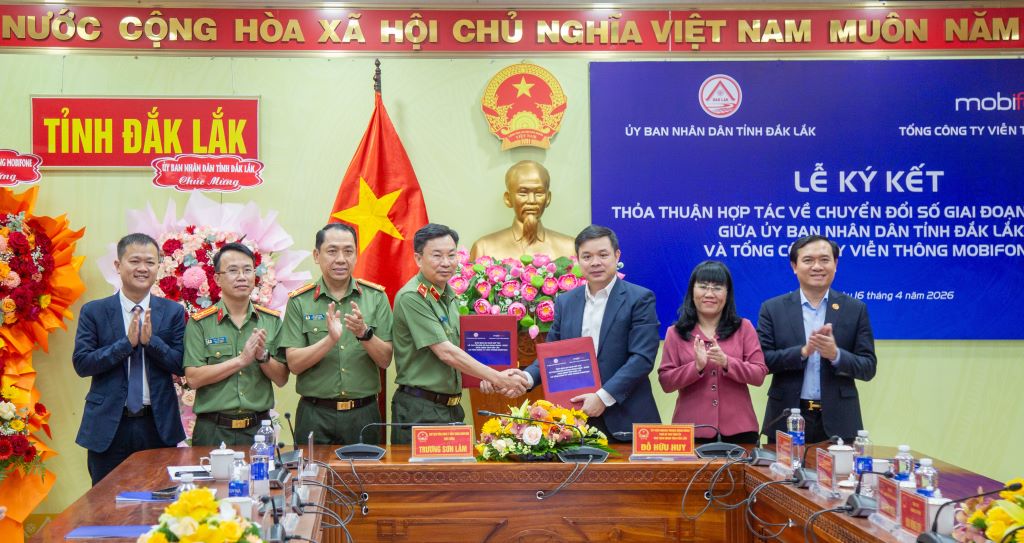 Đắk Lắk tăng cường hợp tác với doanh nghiệp, viện nghiên cứu và trường đại học về khoa học, công nghệ, đổi mới sáng tạo và chuyển đổi số